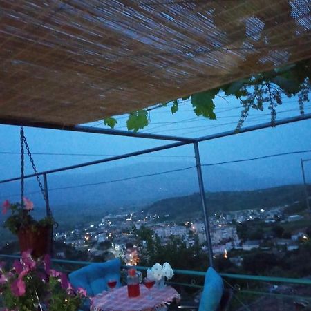 Relax Camping Gjirokastër Eksteriør billede