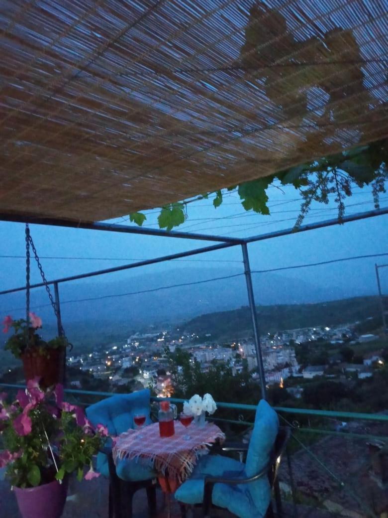 Relax Camping Gjirokastër Eksteriør billede