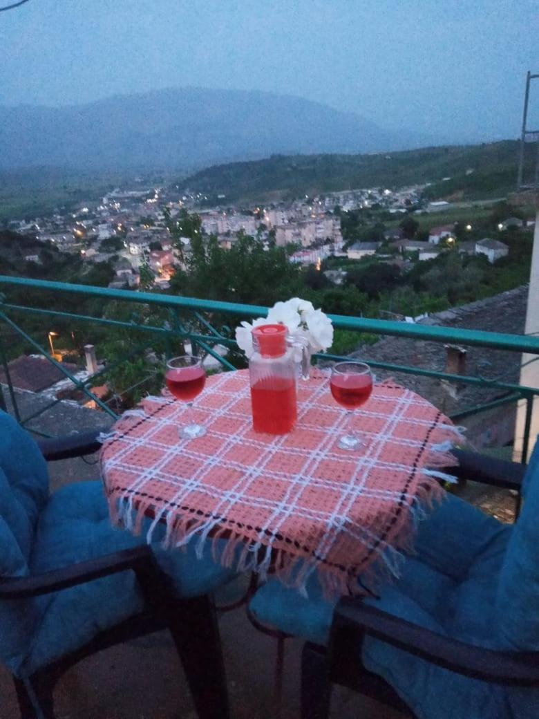 Relax Camping Gjirokastër Eksteriør billede