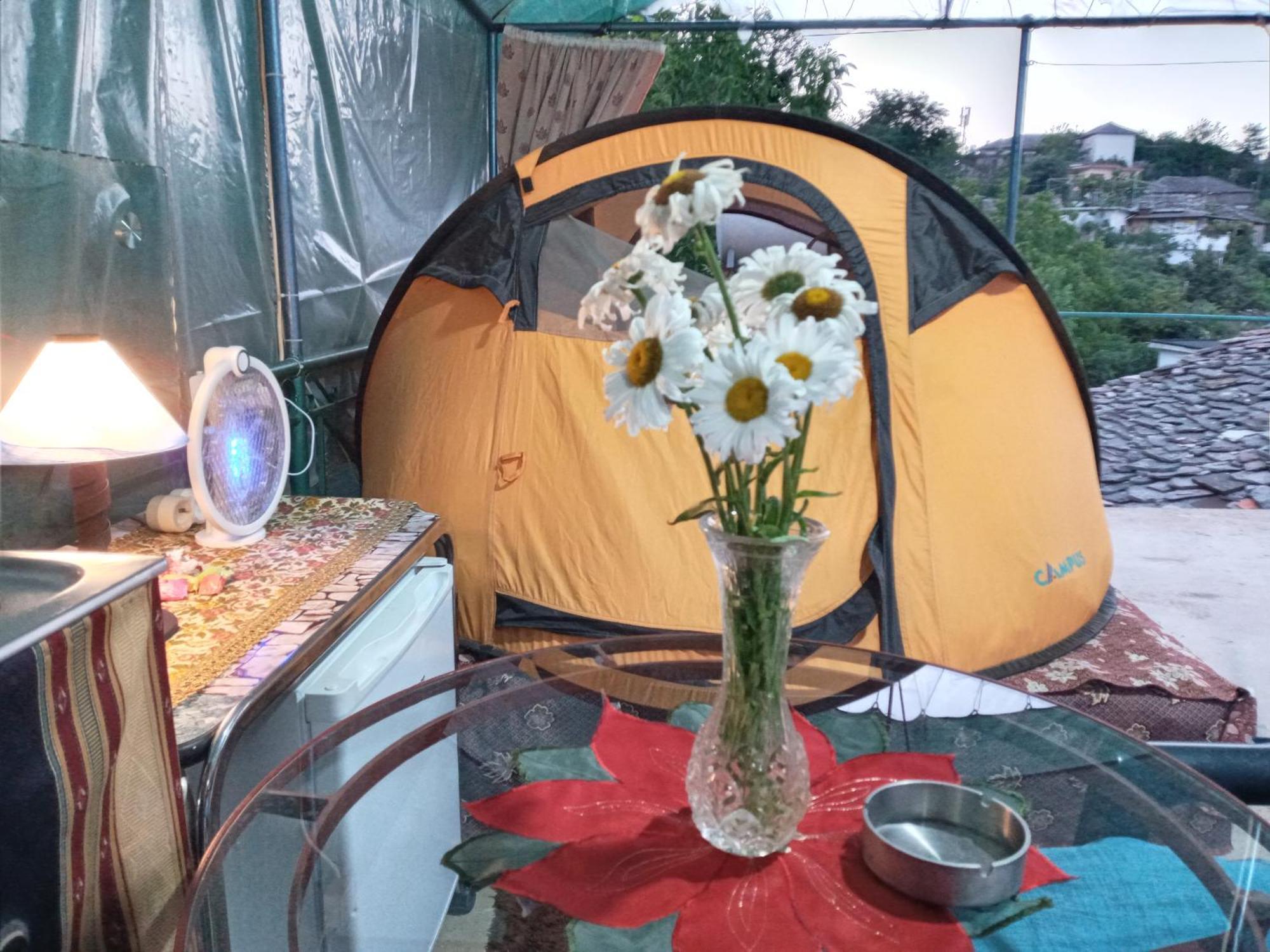 Relax Camping Gjirokastër Eksteriør billede