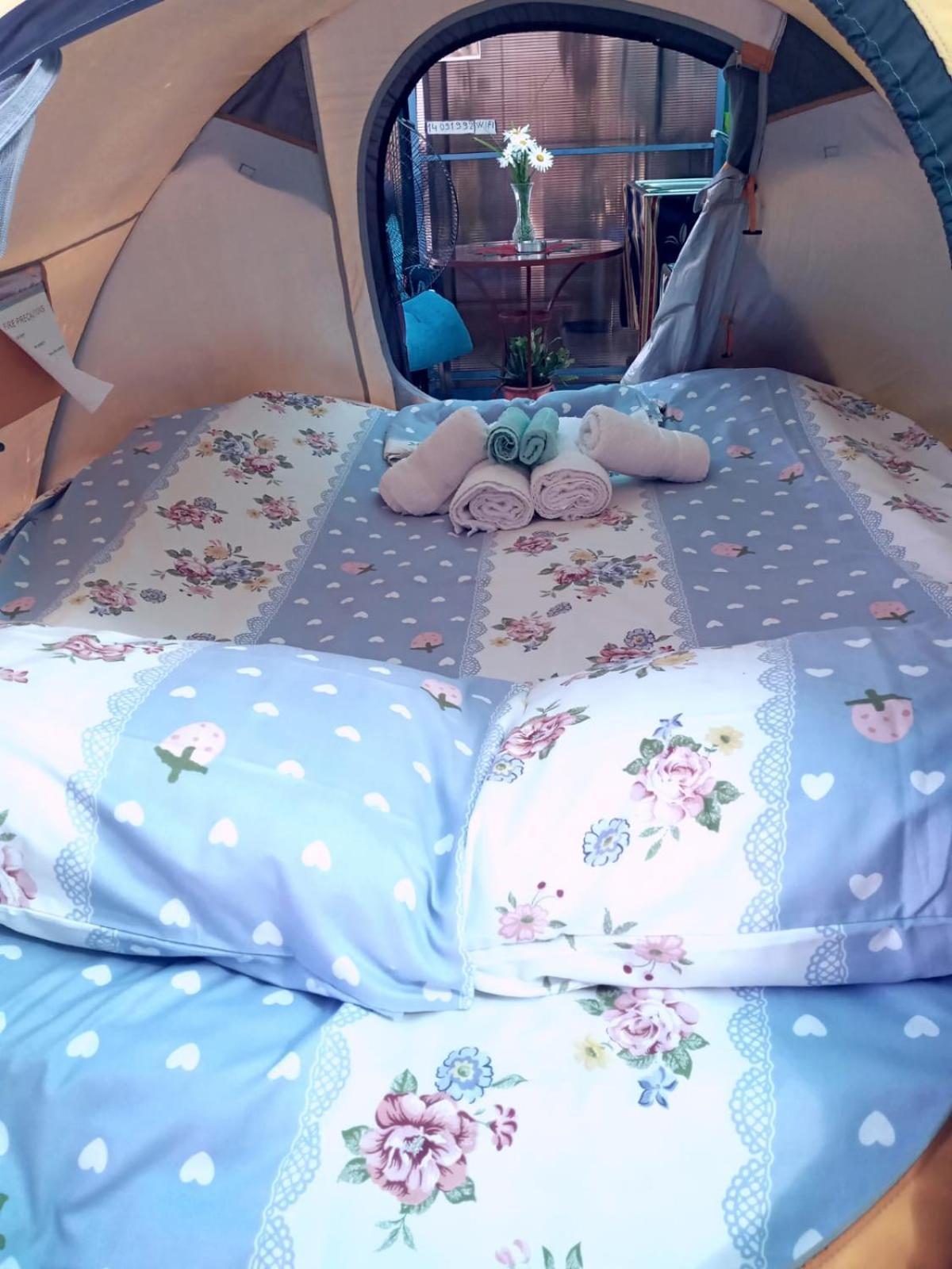 Relax Camping Gjirokastër Eksteriør billede