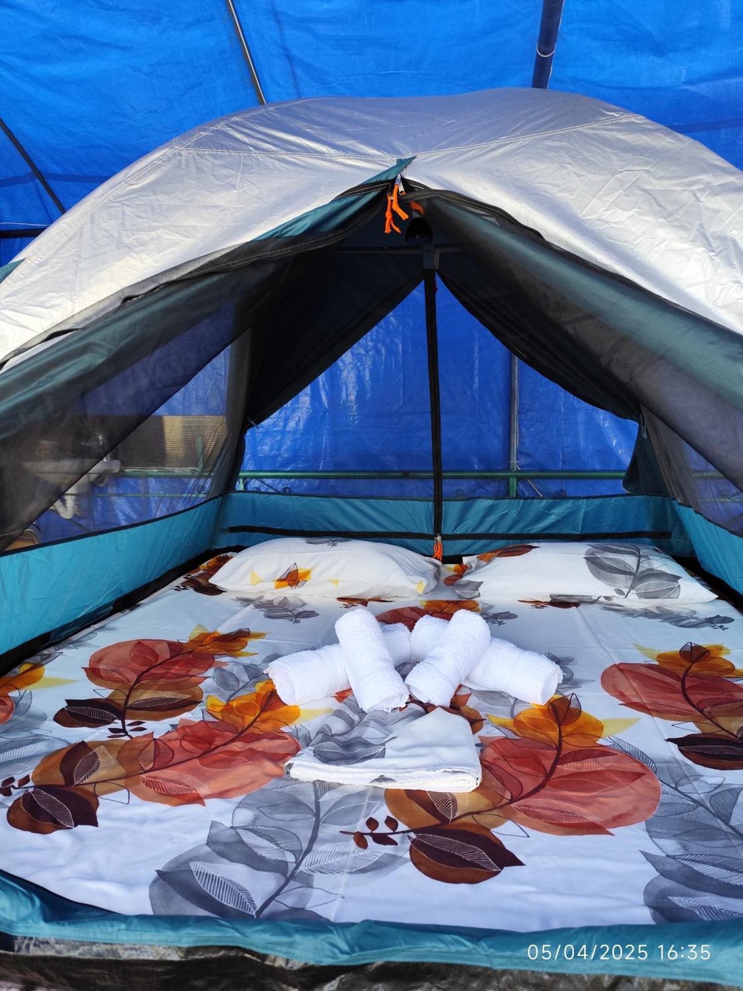 Relax Camping Gjirokastër Eksteriør billede